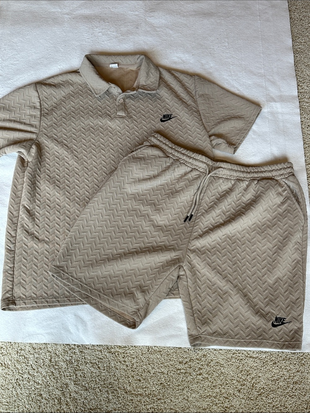New Nike Men’s Tan Herringbone Textured Polo Shirt & Drawstring Shorts Set XXXL